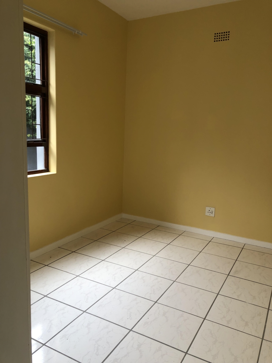 To Let 2 Bedroom Property for Rent in Observatory Western Cape